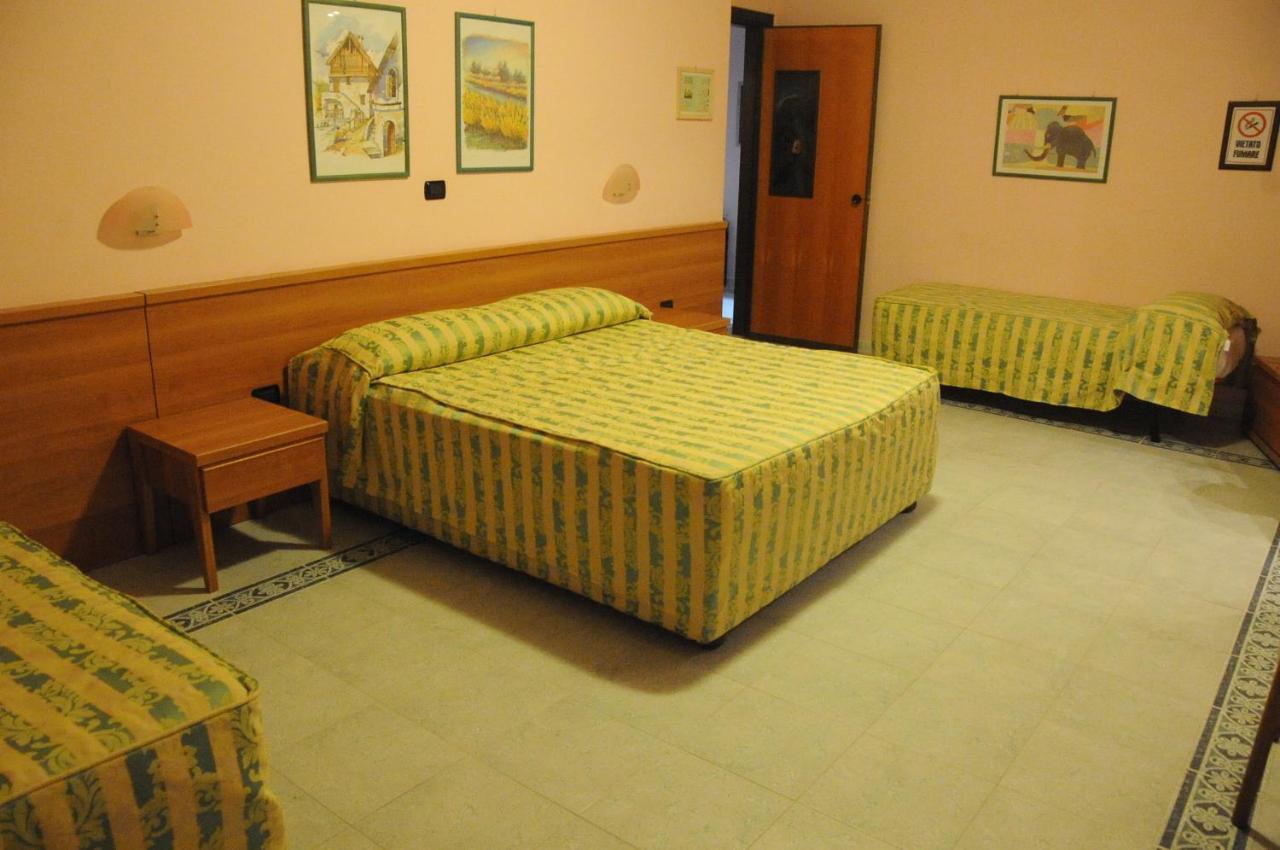 Hotel Grillo Verde Torre Annunziata Εξωτερικό φωτογραφία